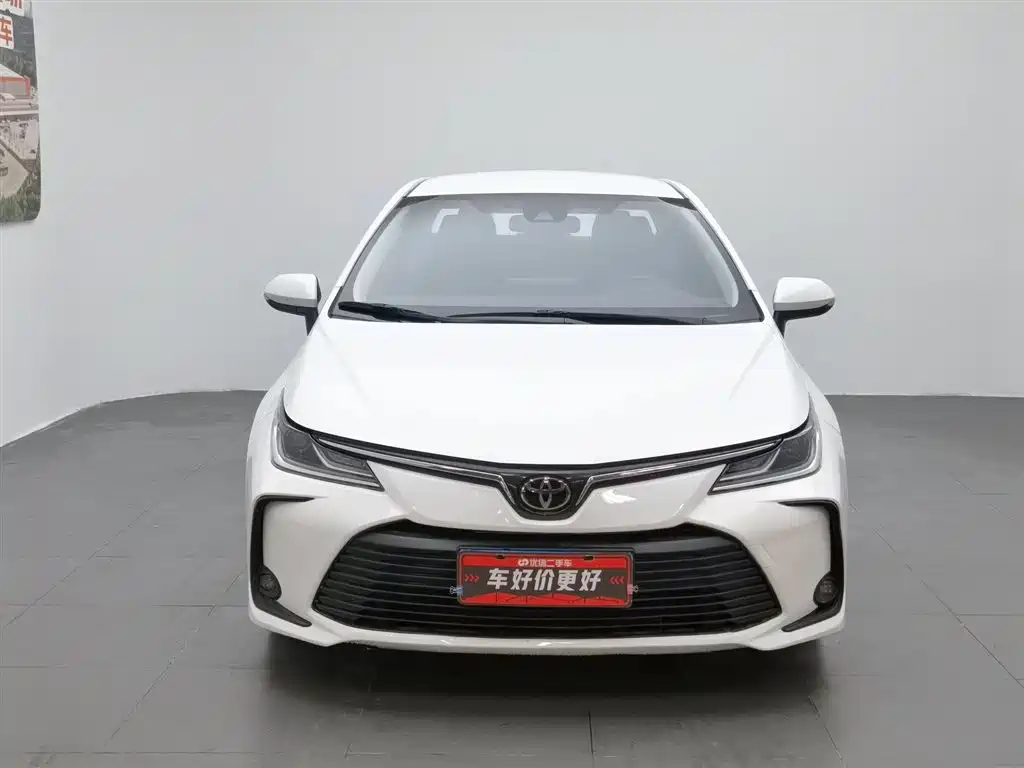 Corolla TNGA 1.5 L CVT Pioneer