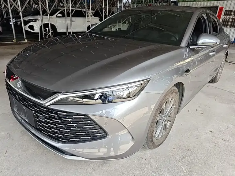 BYD Qin L DM-i Smart Drive 80 KM Leading