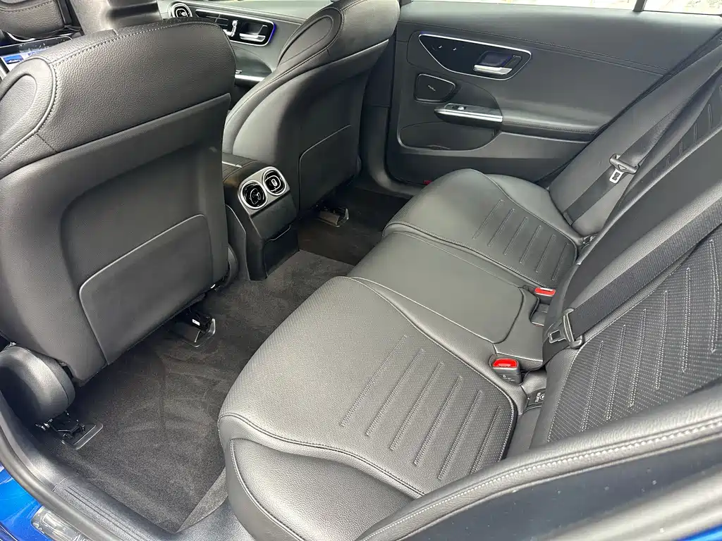 Mercedes-Benz C-Class Facelift C 200 L Sport