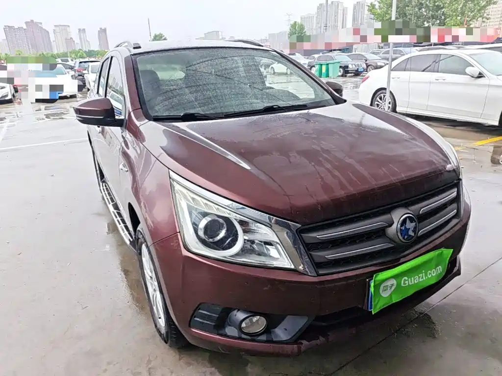 Venucia T70 2.0 L CVT Wise Fun