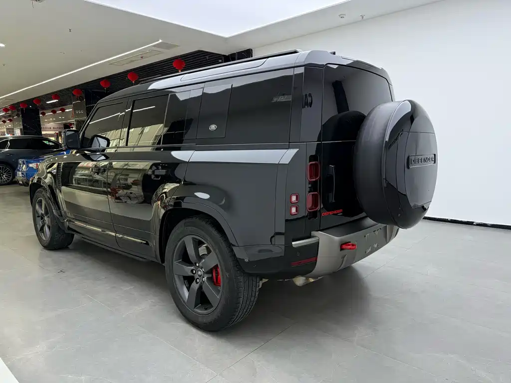 Land Rover Defender 110 3.0 T P400 X-DYNAMIC HSE