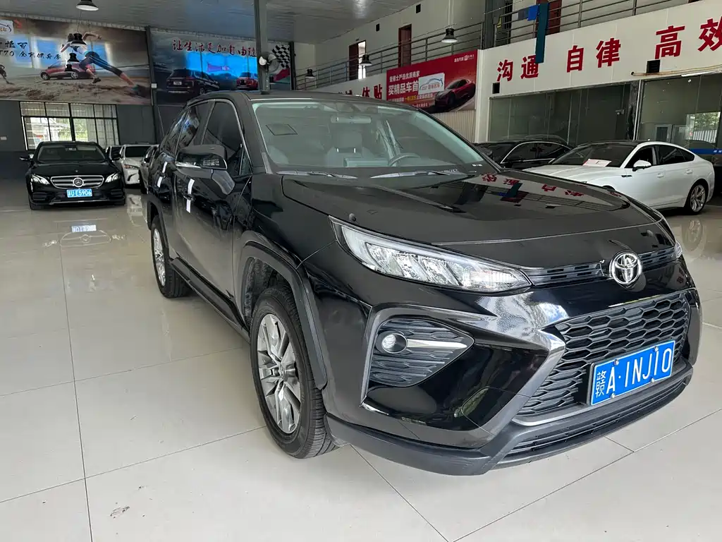 Wildlander 2.0 L CVT 2 WD Urban