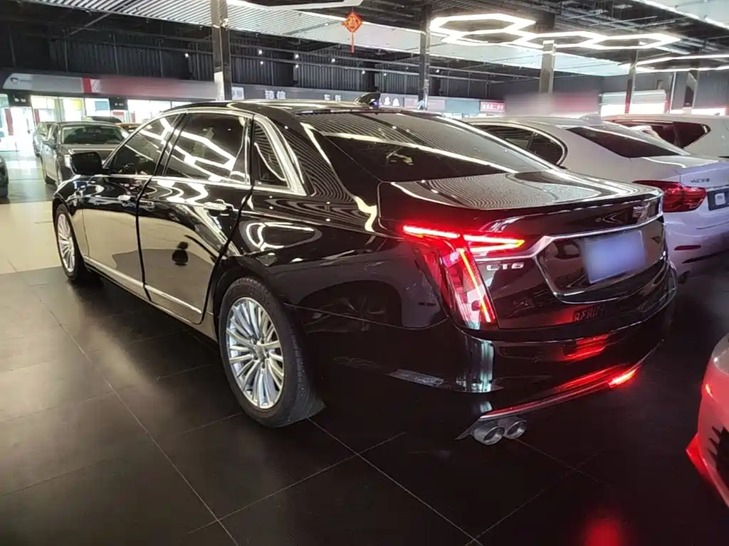 Cadillac CT6 28 T Luxury