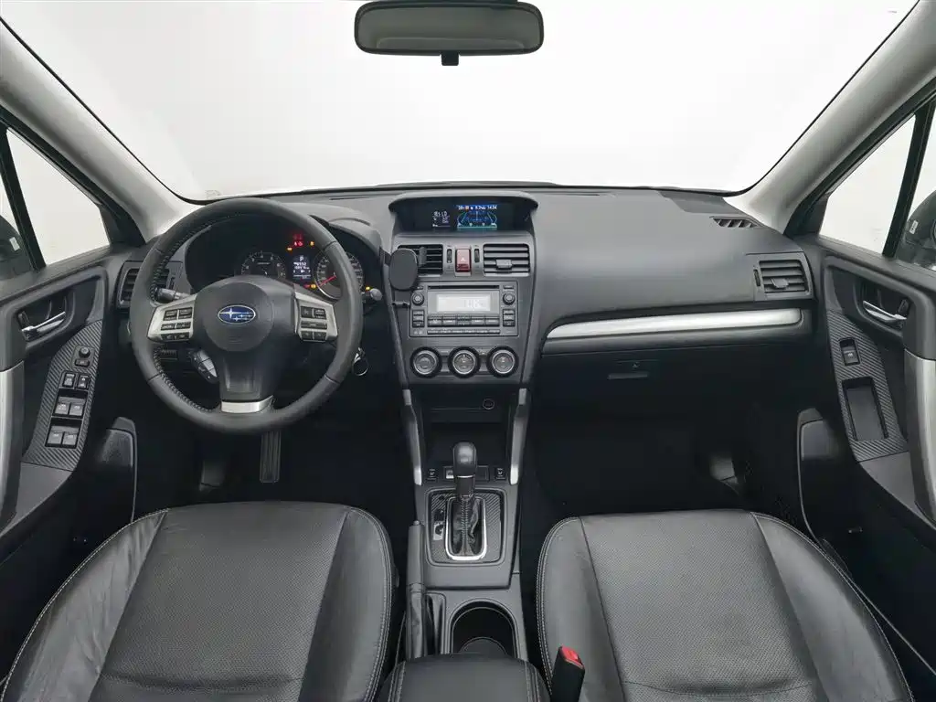 Forester 2.5 i Auto Luxury