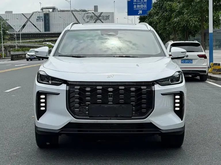 Jetour X70 C-DM Voyage PRO 5-seat