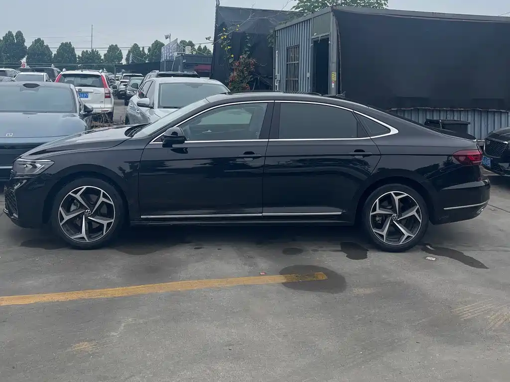Passat 330 TSI Elite