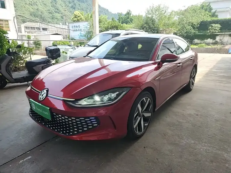 Volkswagen Lamando Lamando L 280 TSI DSG Spicy Cool