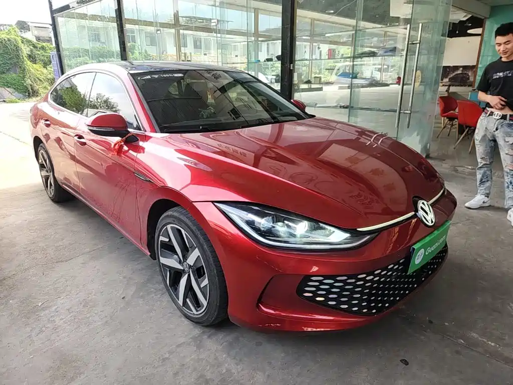 Lamando Lamando L 280 TSI DSG Spicy Cool
