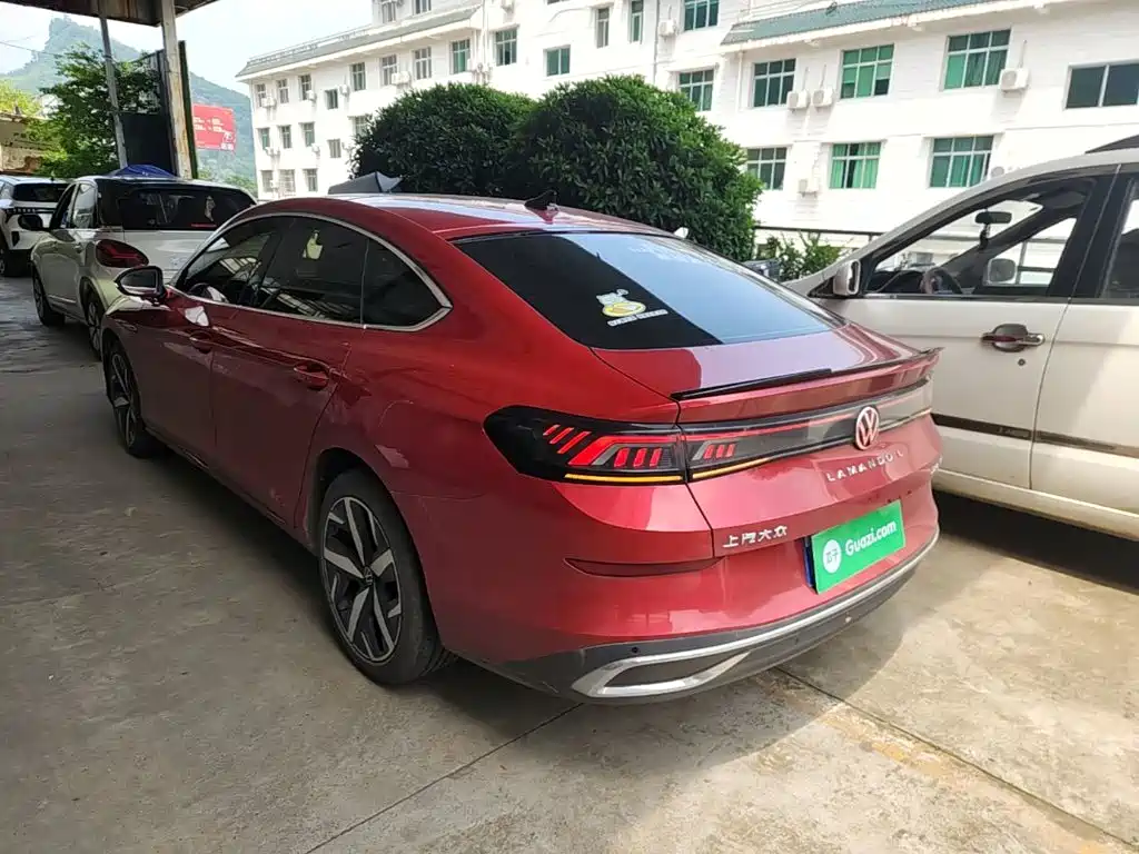 Lamando Lamando L 280 TSI DSG Spicy Cool