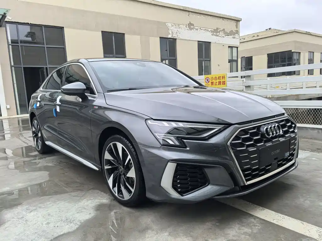 Audi A3 Facelift A3 L Limousine 35 TFSI Fashion Sport