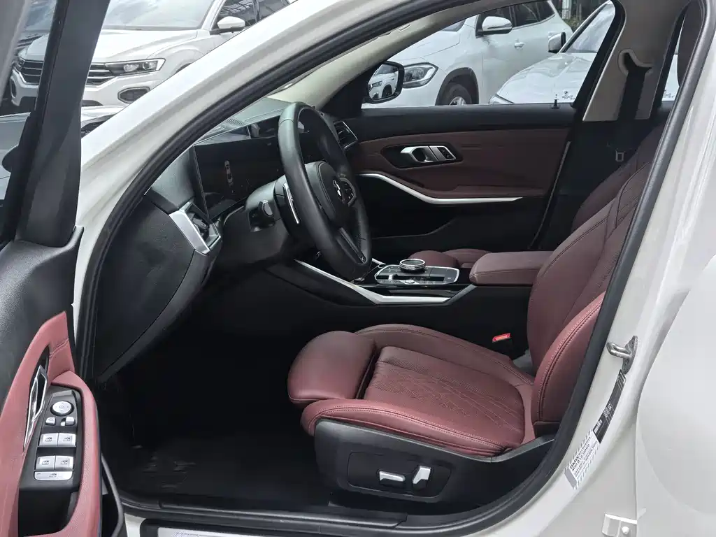 BMW 3 Series 320 i M Sport Package