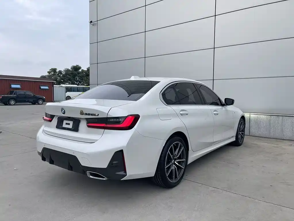 BMW 3 Series 320 Li M Sport Package
