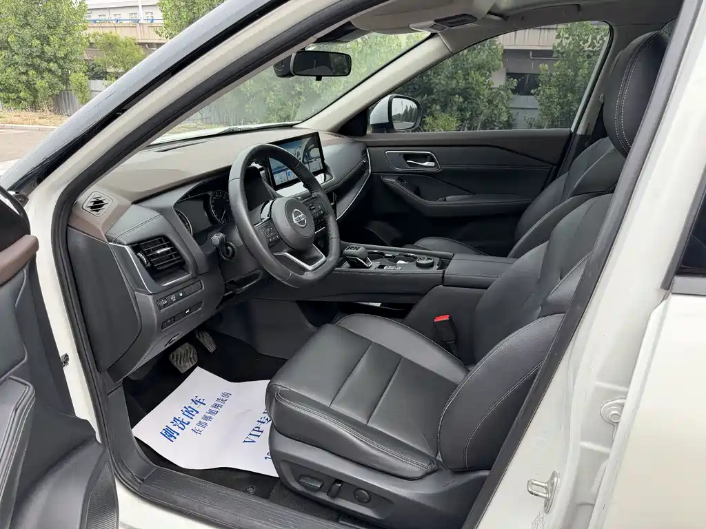 X-Trail VC-Turbo 300 CVT 4 WD Premium