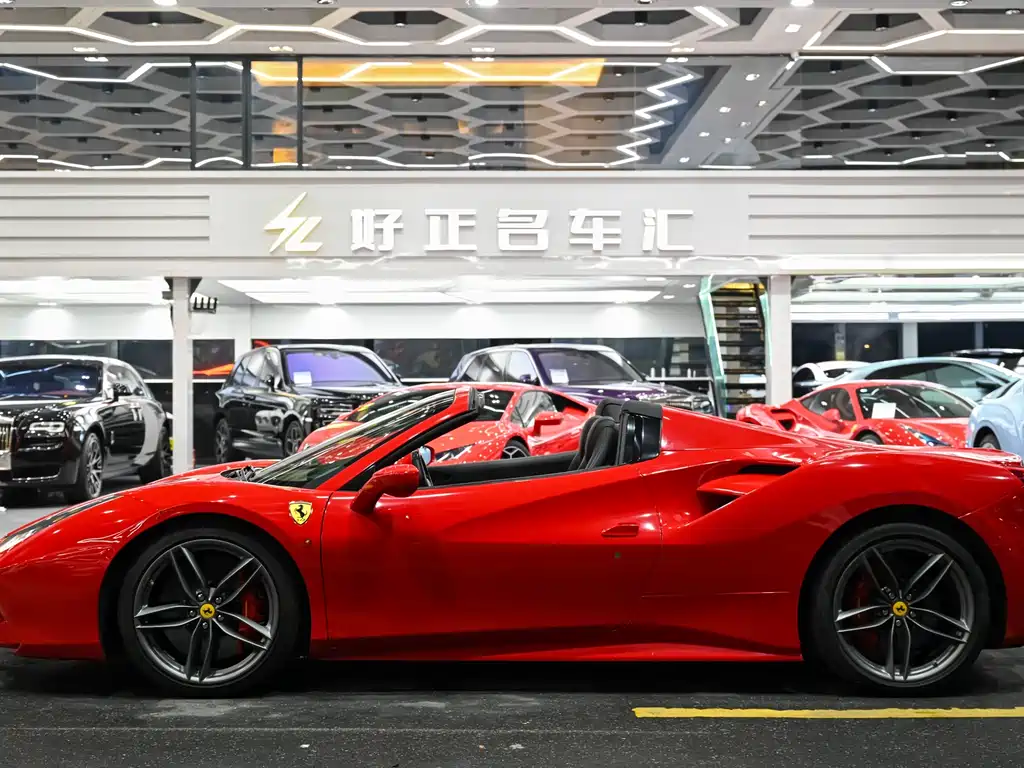 Ferrari 488 488 Spider