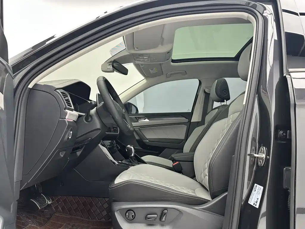 Tayron 280 TSI 2 WD Luxury Plus Advanced