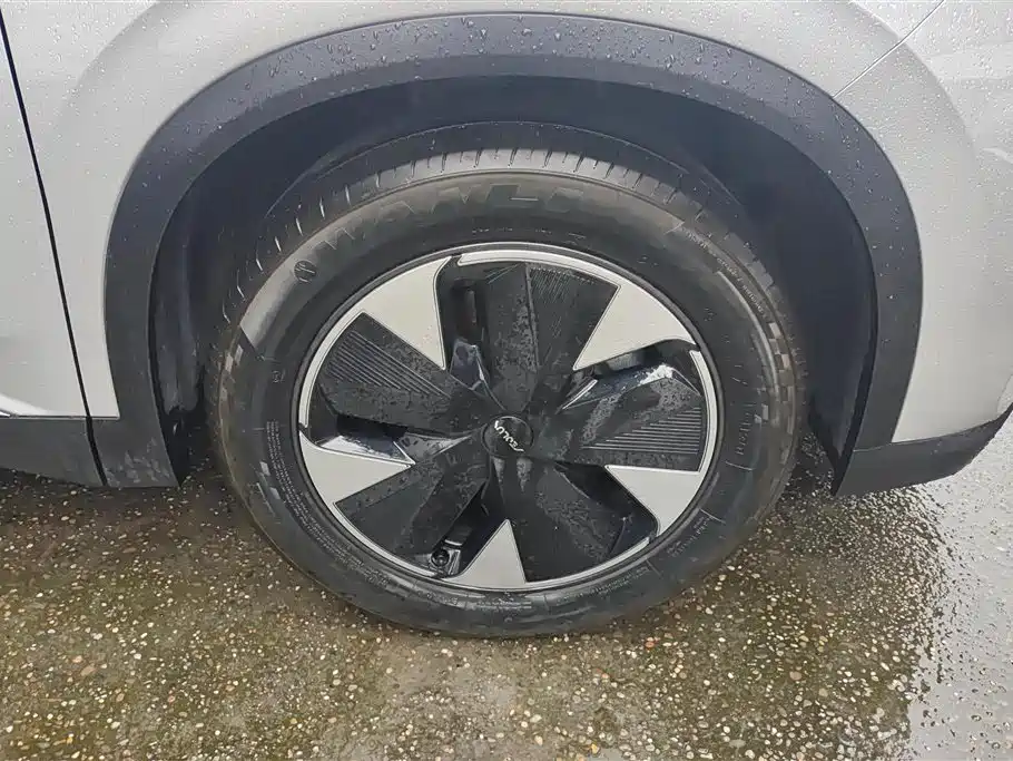 Dongfeng Fengshen L7 东风风神L7 2024款 205 Pro