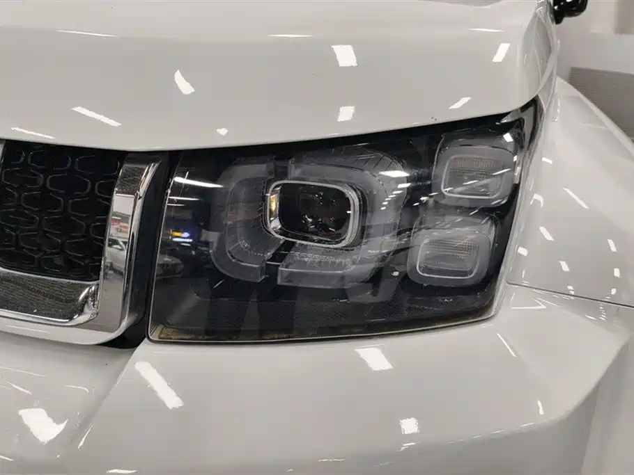 BAIC BJ40 PLUS 2.3 T Auto 4 WD Premium CN-VI