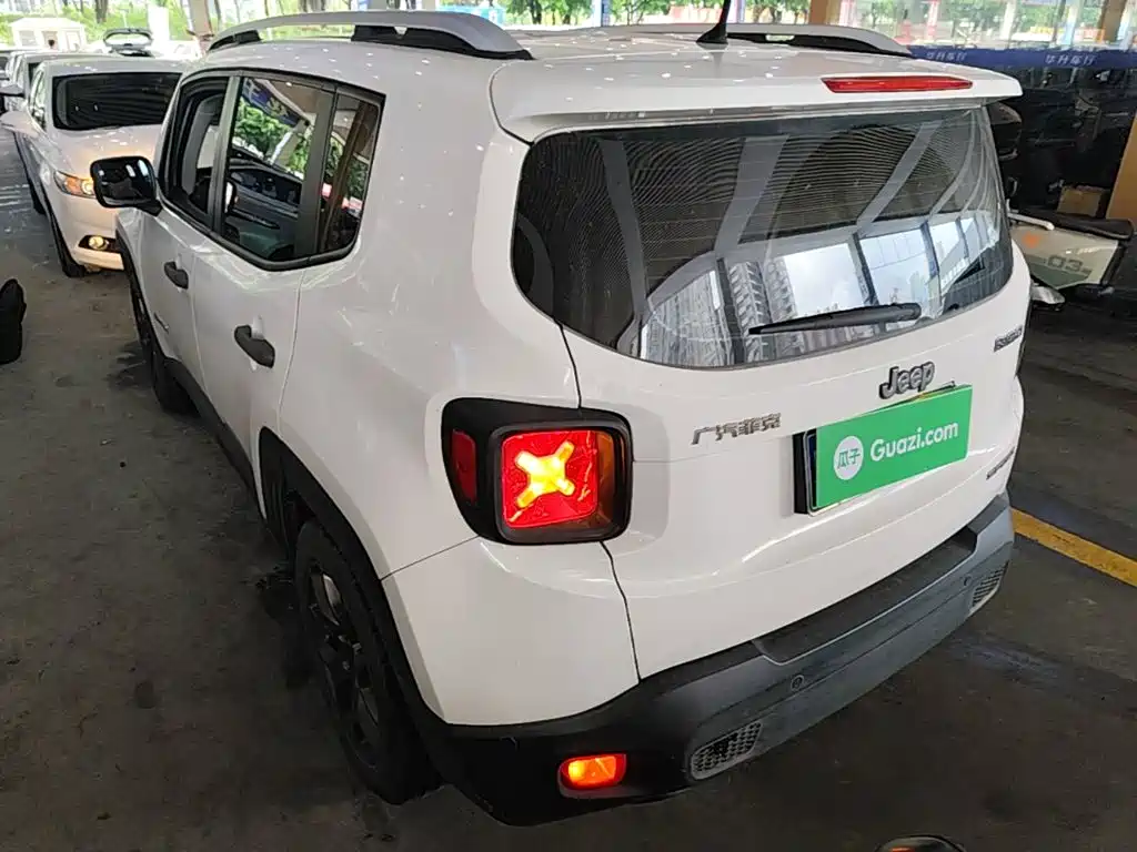 Renegade 180 T Auto Dynamic +