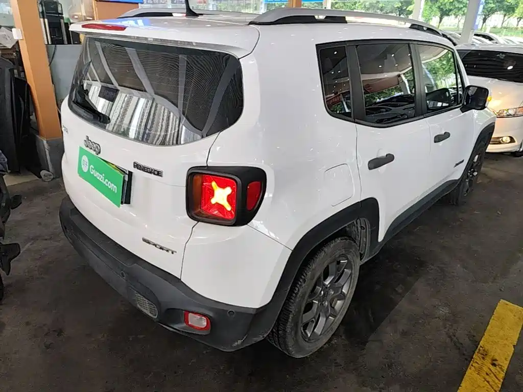 Renegade 180 T Auto Dynamic +