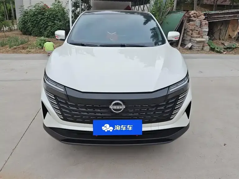 Nissan Qashqai Honor 2.0 L CVT XV+ Leading