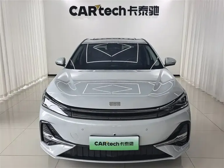 Geely Galaxy A7 银河A7 EM 2025款 EM-i 70 km 探索版
