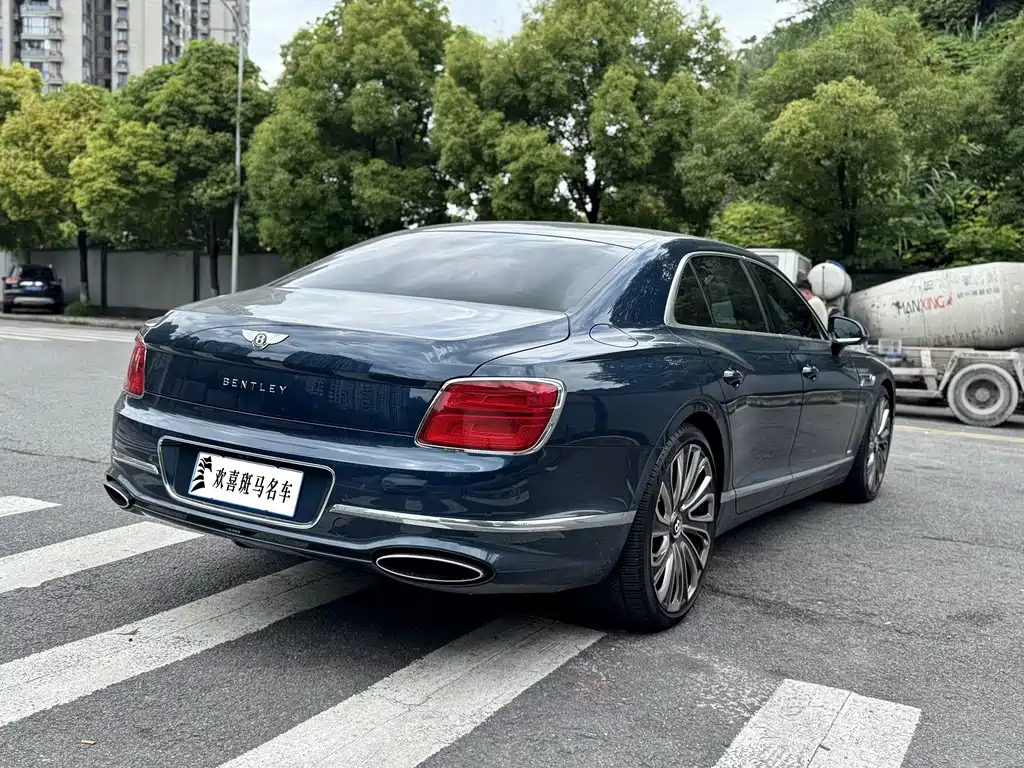 Flying Spur 6.0 T W12 Standard