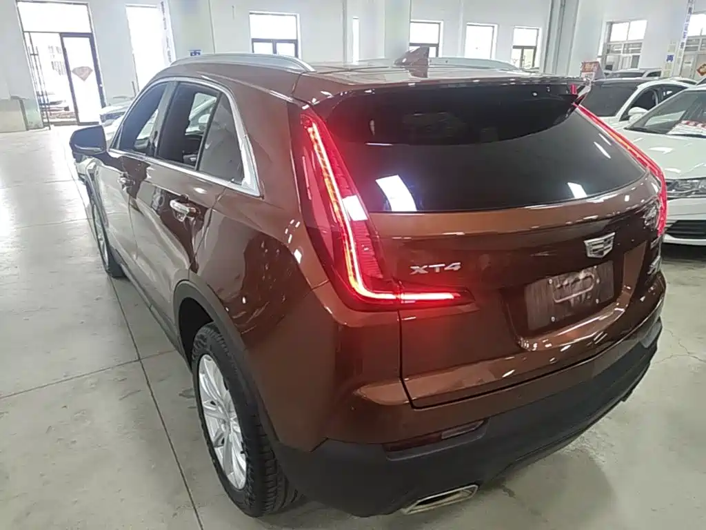Cadillac XT4 Facelift 28 T 2 WD Tech