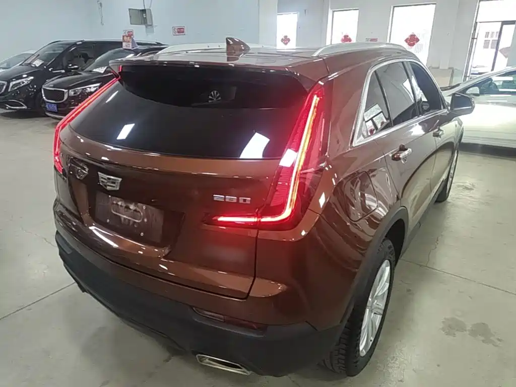 Cadillac XT4 Facelift 28 T 2 WD Tech