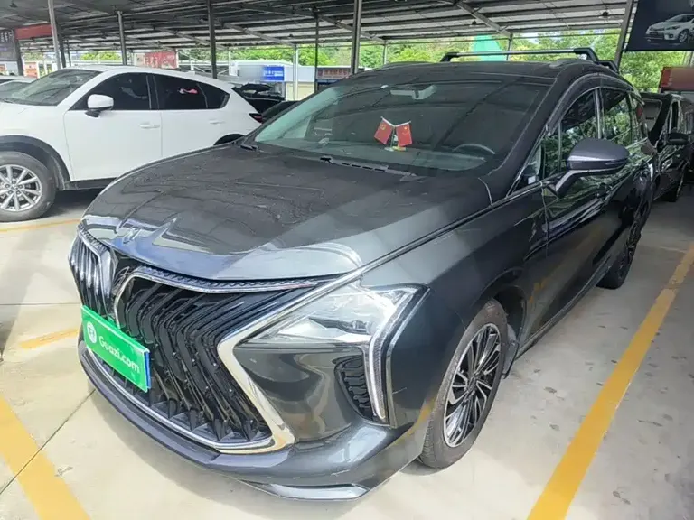 Dongfeng Fengxing Yacht 1.5 T DCT Wind Chaser