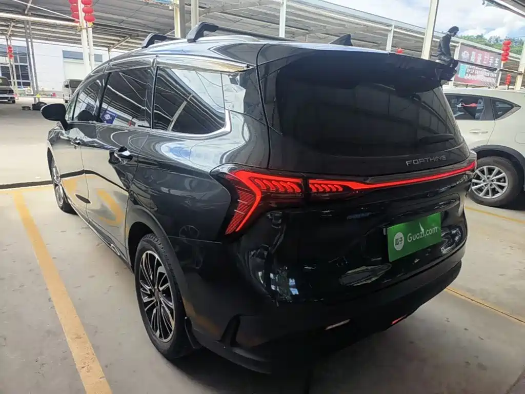 Fengxing Yacht 1.5 T DCT Wind Chaser