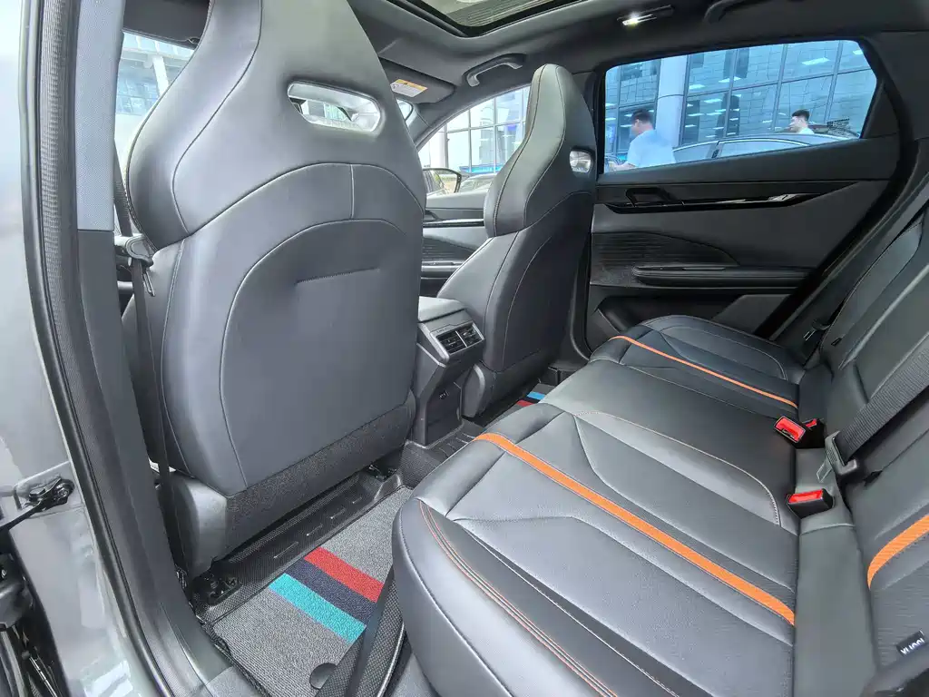 Changan UNI-V 1.5 T Distinguished