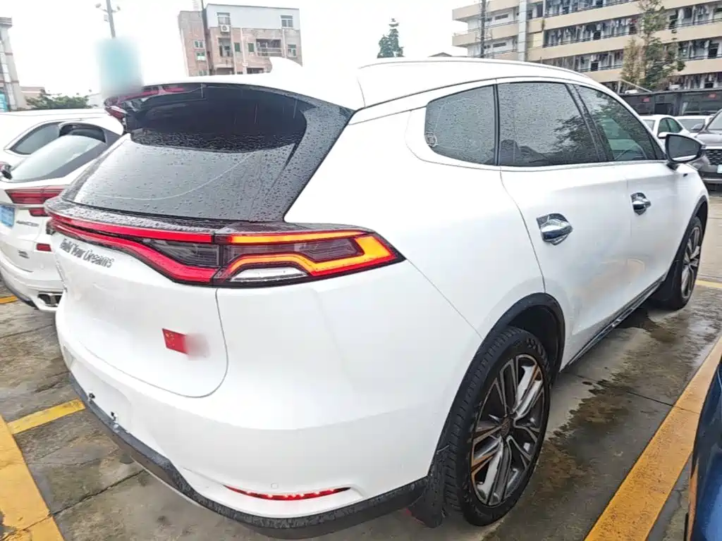 Tang 2.0 T Auto Connected Honored 7-seat CN-V