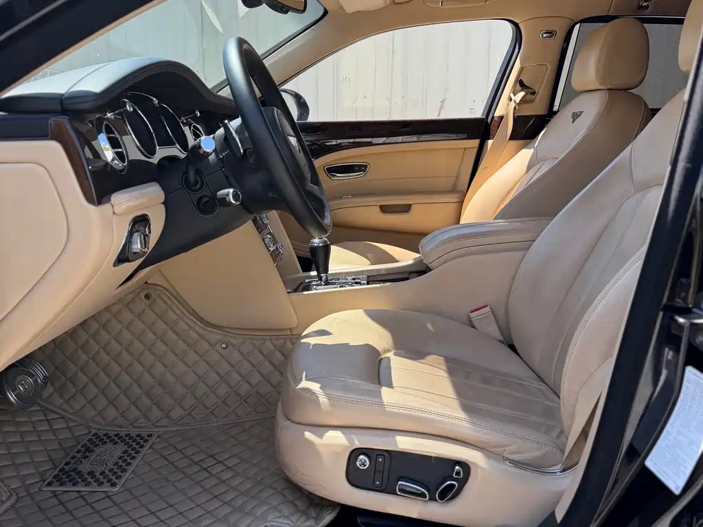 Mulsanne 6.8 T Luxury