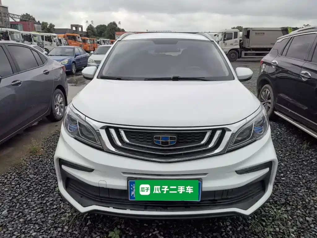 Vision X3 远景X3 2019款 升级版 1.5 L 手动精英型