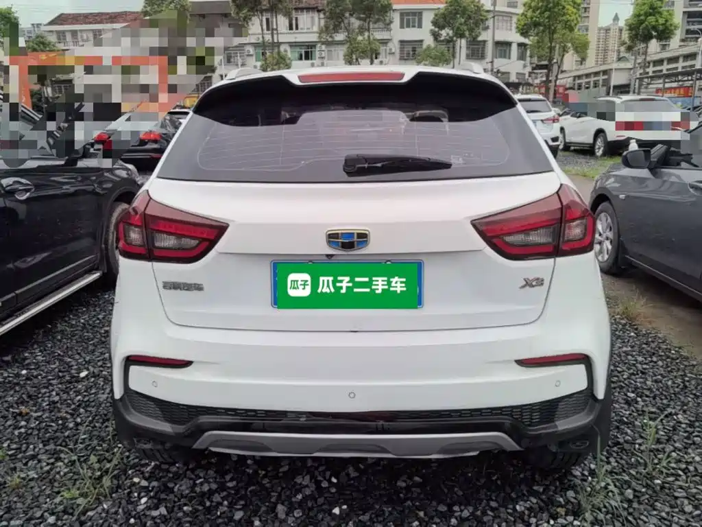 Vision X3 远景X3 2019款 升级版 1.5 L 手动精英型
