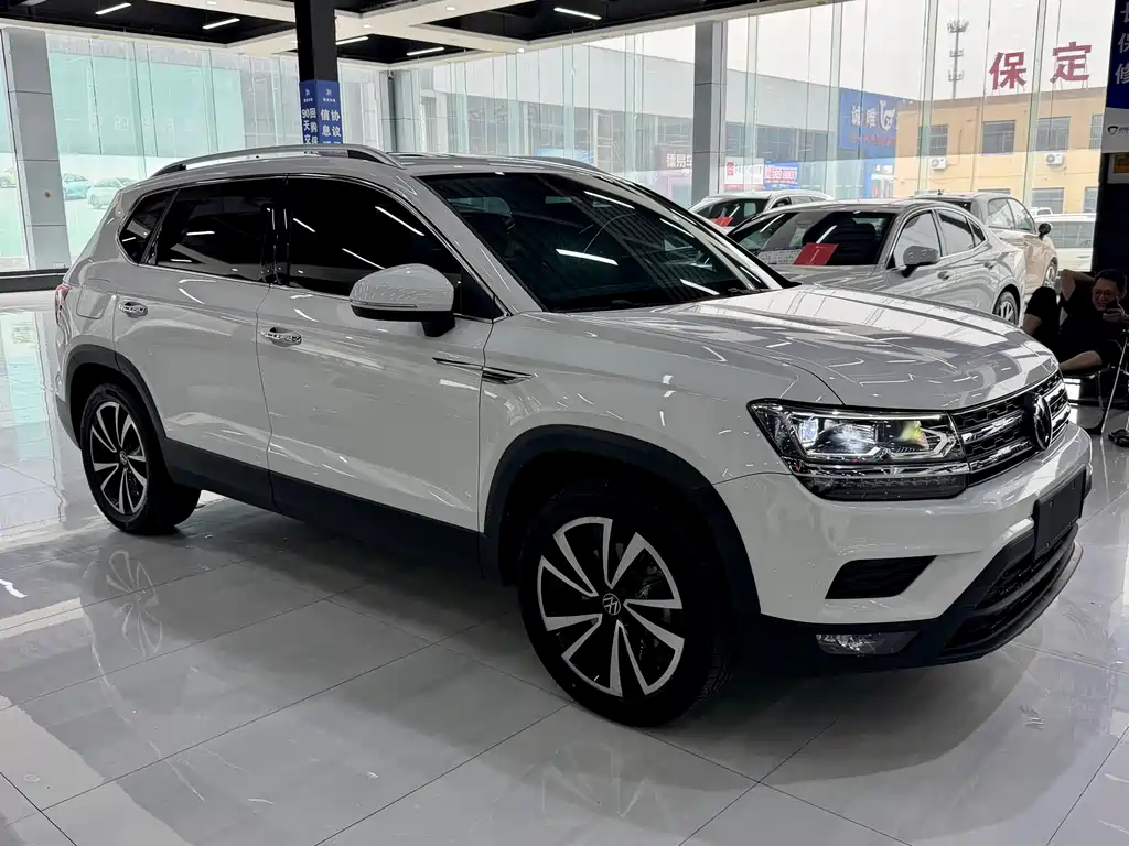 Tharu 280 TSI 2 WD Luxury