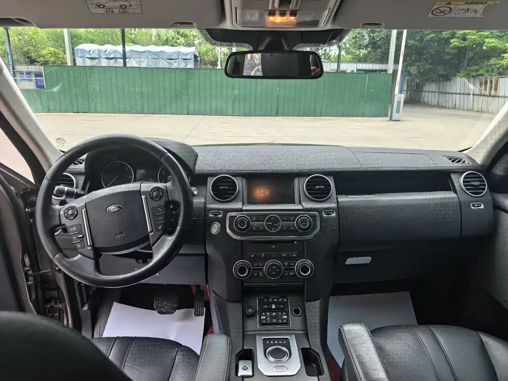 Discovery 3.0 SDV6 HSE Diesel