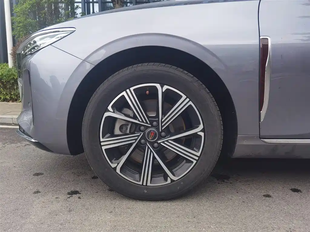 Hongqi H5 PHEV 170 Super Hybrid