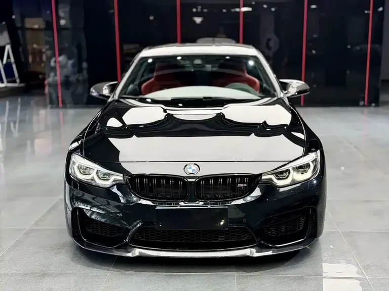 BMW M4 M4 2-door Coupe Racing