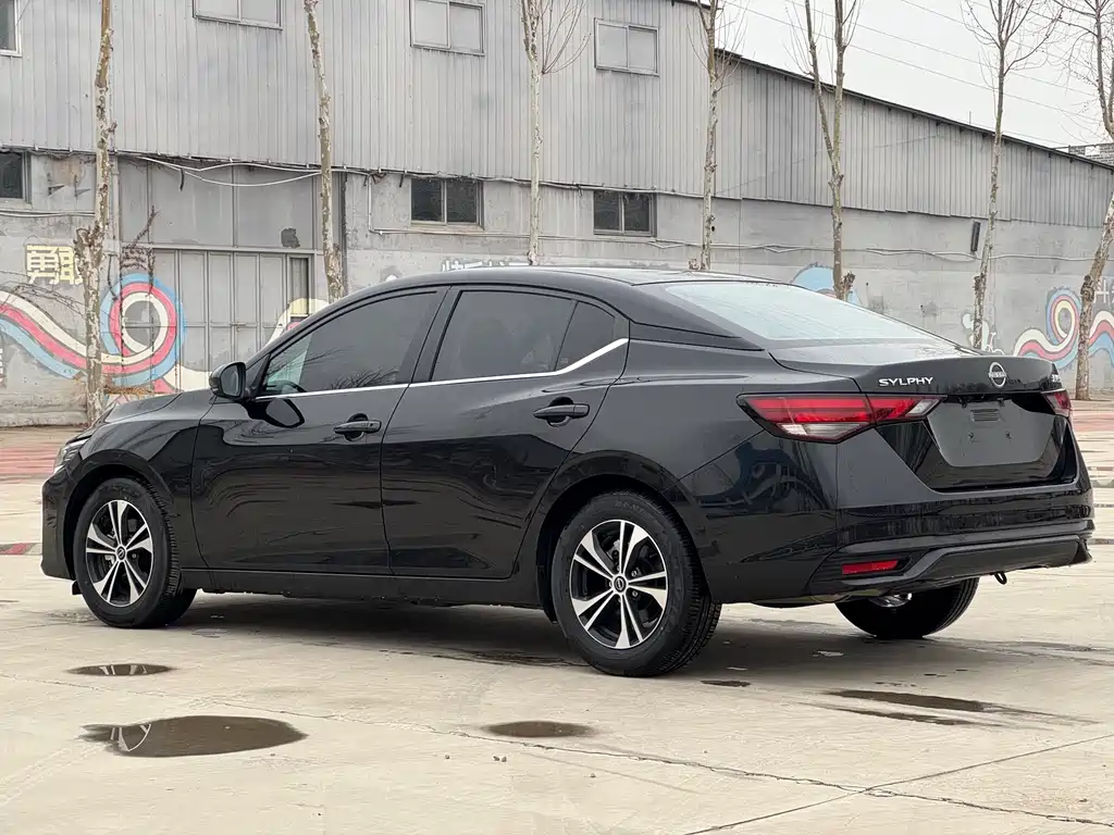 Sylphy 1.6 L CVT Joy