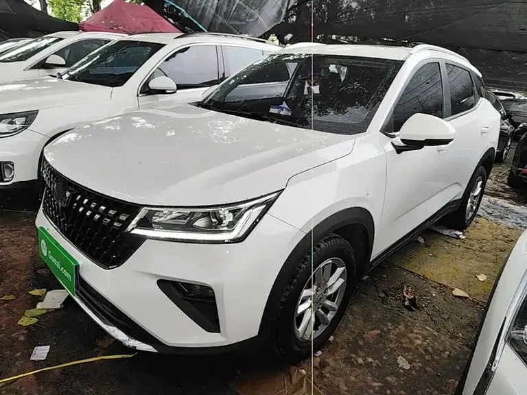 Wuling Xingchi 五菱星驰 2022款 1.5 L 手动自在型