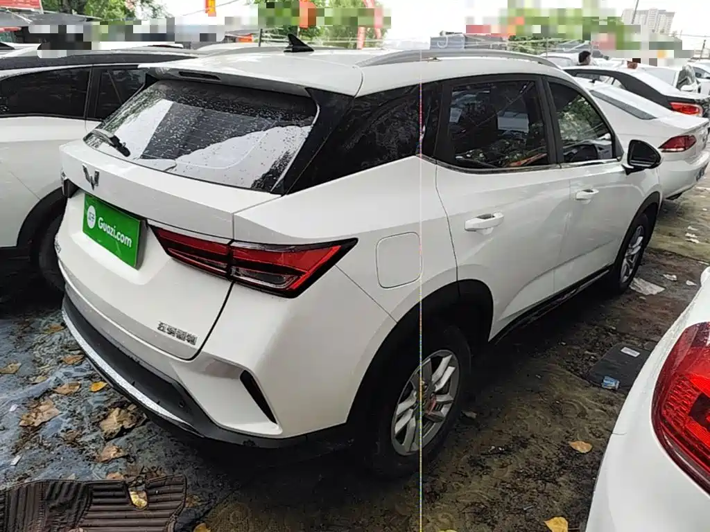 Wuling Xingchi 五菱星驰 2022款 1.5 L 手动自在型