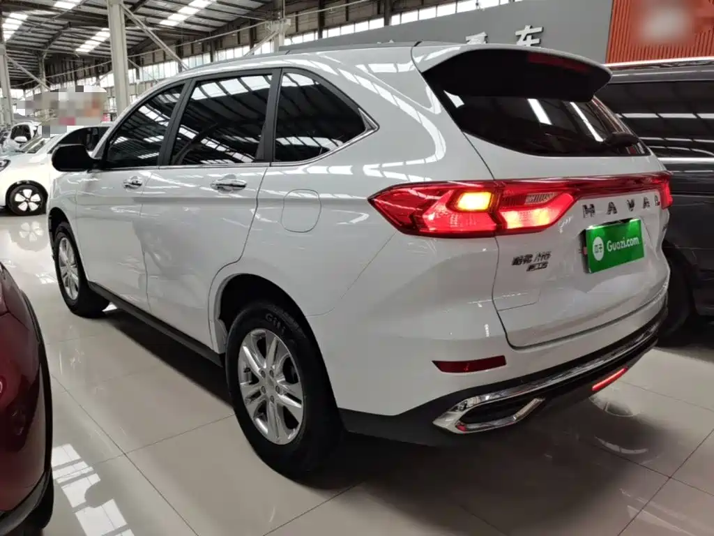Haval M6 PLUS 1.5 T DCT Elite Connected
