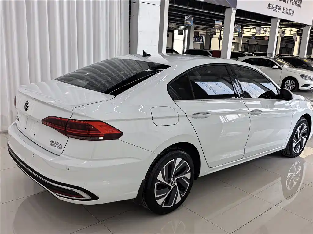 Bora 200 TSI DSG Joy Travel PRO