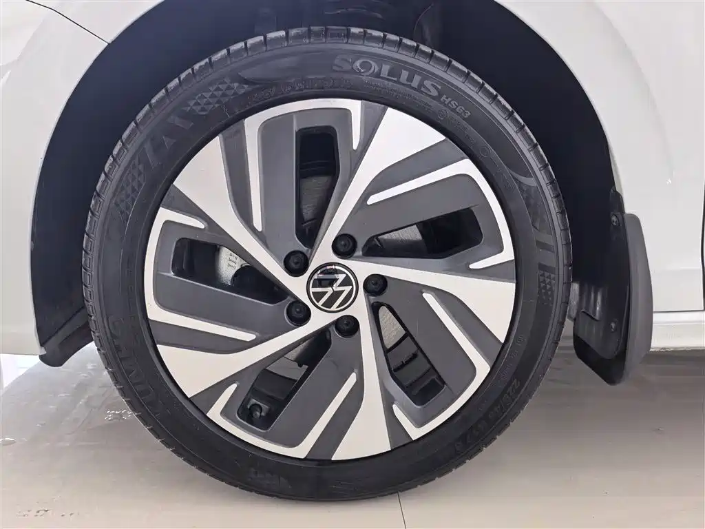 Bora 200 TSI DSG Joy Travel PRO