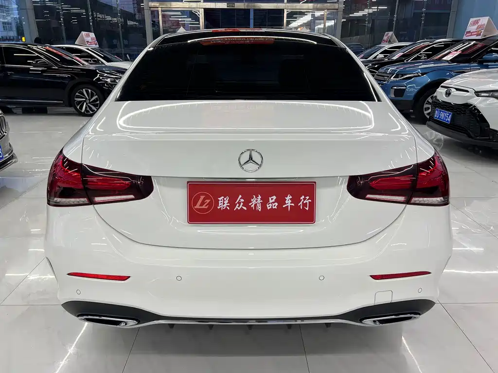 Mercedes-Benz A-Class Facelift III A 200 L Sport Sedan Fashion