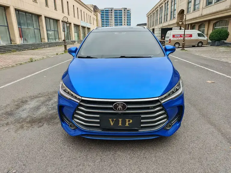 BYD Song MAX 1.5 T Auto Connected Distinguished 7-seat