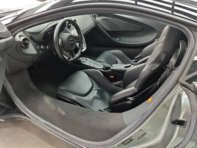 McLaren GT 4.0 T Standard