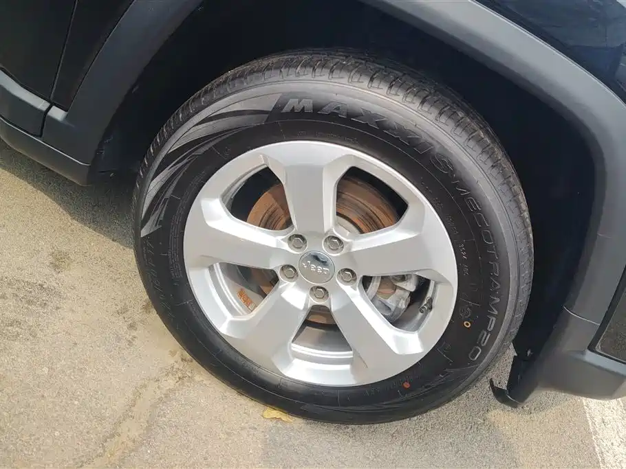 Compass 200 T Auto Home Enjoyment
