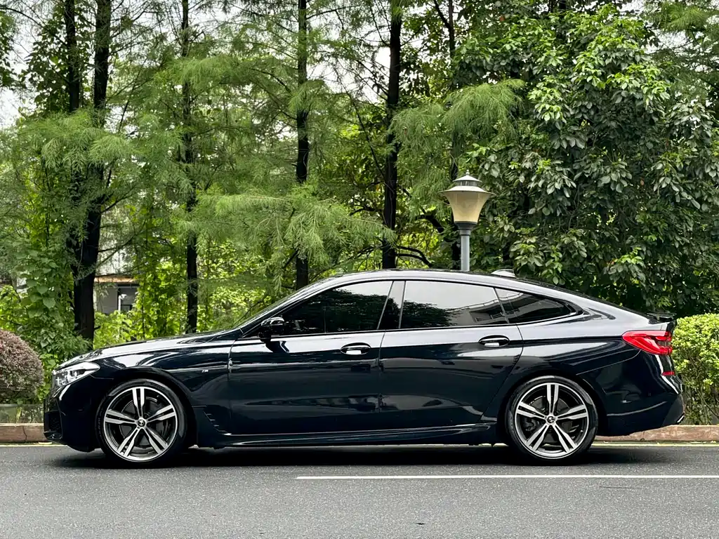 BMW 6 Series GT 640 i xDrive M Sport Package
